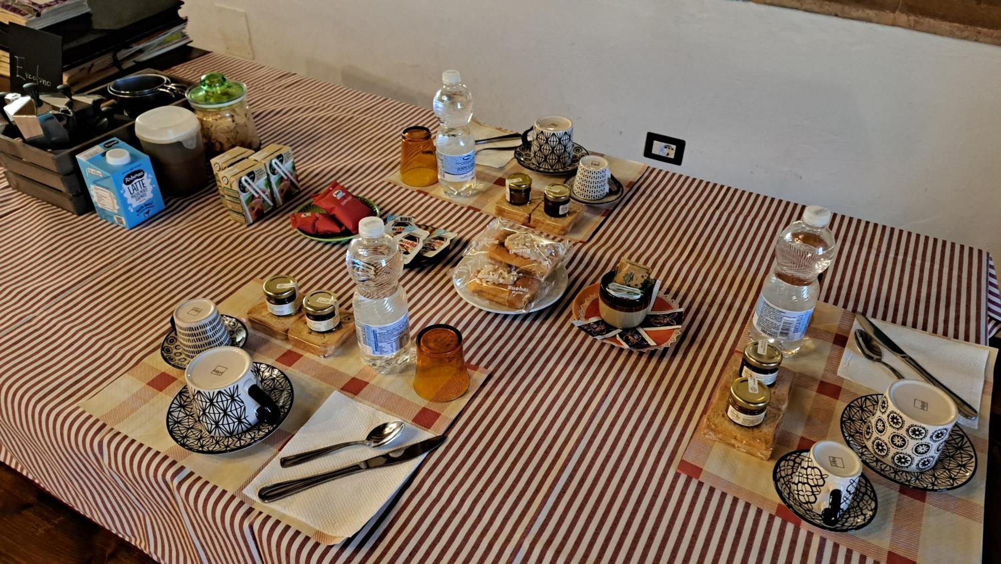Agriturismo Abbazia Sette Frati A Casa Di Sara Pietrafitta  Стая снимка